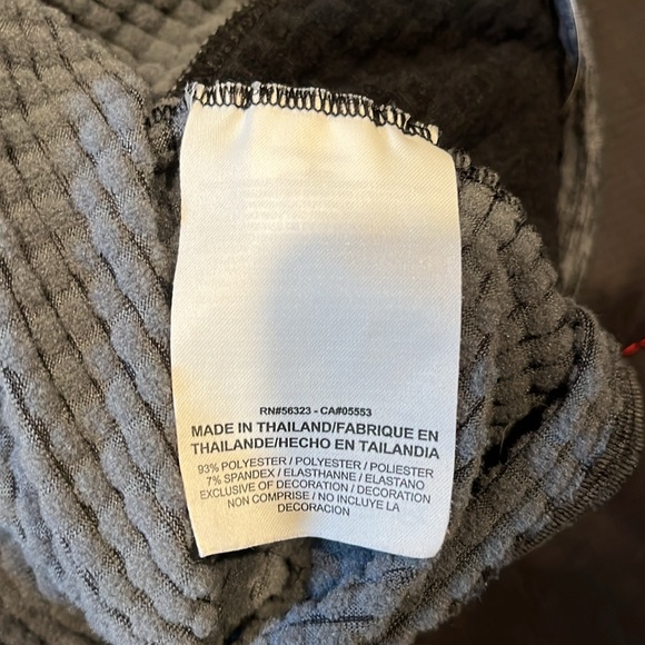 Nike ThermaFit Dri-Fit Long Sleeve Running Top - Picture 7 of 10